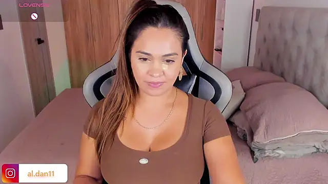 alana dantes  online show from July 2026 08:38:01 PM