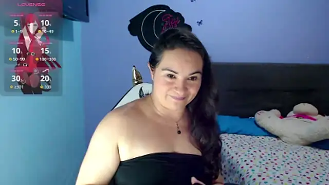 kyra sol online show from March 2026 08:21:02 PM