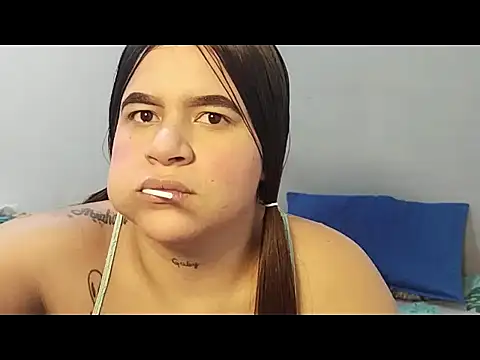 Snapshot of kimberly0319 chatting on April 2026 11:55:01 PM kimberly0319 online show from April 2026 11:55:01 PM