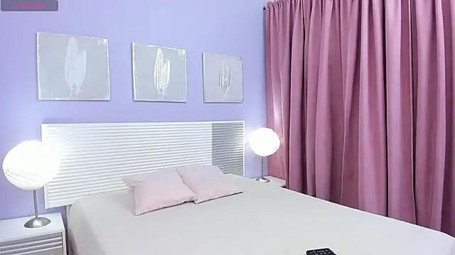 Mia Ebonyy online show from April 2026 12:20:01 PM