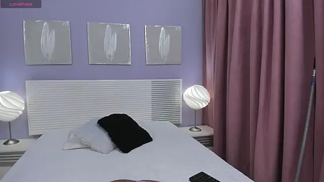 Mia Ebonyy online show from March 2026 12:36:01 PM