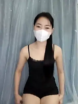 Xiangchuu online show from April 2026 02:23:02 PM