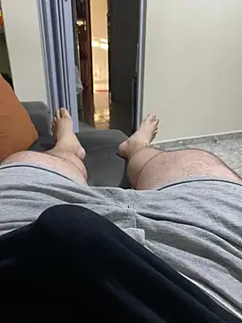 Snapshot of safadogggg chatting on April 2026 08:16:02 PM safadogggg online show from April 2026 08:16:02 PM