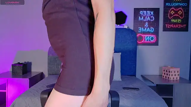 Diamondpierce online show from May 2026 01:58:02 PM