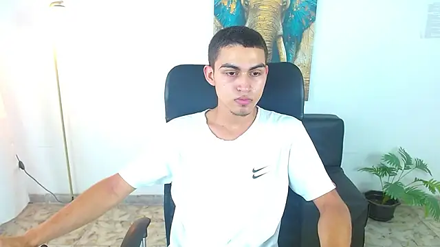 lucass 18 online show from March 2026 08:22:01 PM