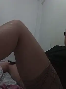 upssamuuu online show from April 2026 09:00:02 PM