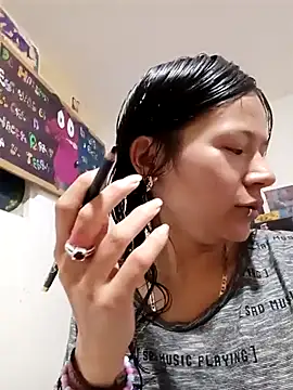 Ninffa sweet21 online show from April 2026 09:49:01 PM