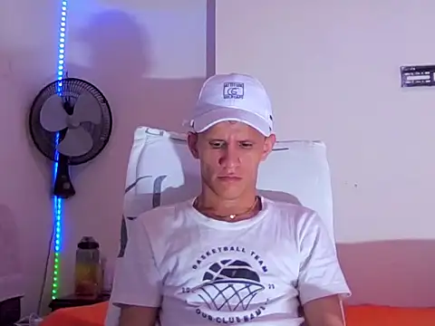 alejandro stone12 online show from May 2026 01:32:01 AM