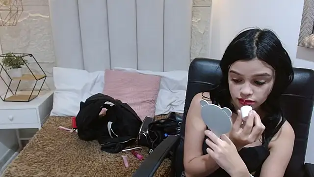 Snapshot of mia_velvetk chatting on April 2026 03:02:02 AM mia velvetk online show from April 2026 03:02:02 AM