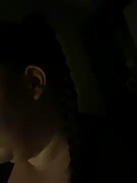 Szandra26 online show from April 2026 03:47:01 AM