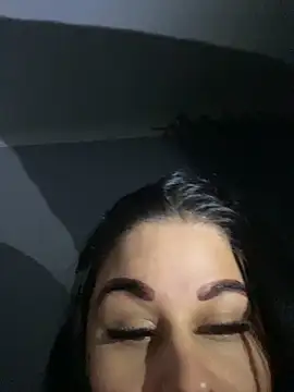 Szandra26 online show from April 2026 09:53:01 PM