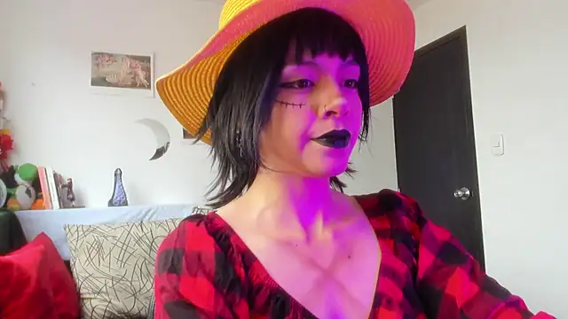 Snapshot of Nyxara- chatting on July 2026 05:10:01 PM Nyxara- online show from July 2026 05:10:01 PM