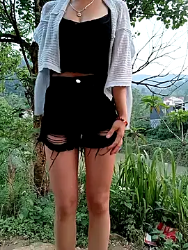 Aurora Nova online show from April 2026 11:05:01 AM