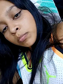 naty 18 online show from April 2026 12:03:01 AM