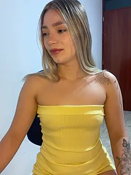 Snapshot of Catalina_bel chatting on July 2026 04:19:01 AM Catalina bel online show from July 2026 04:19:01 AM