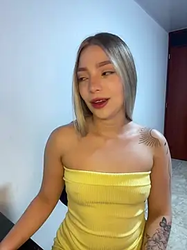 Snapshot of Catalina_bel chatting on July 2026 02:45:02 AM Catalina bel online show from July 2026 02:45:02 AM