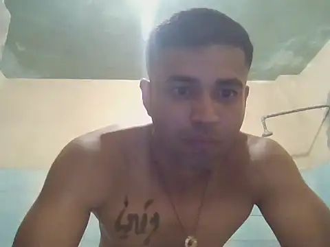 Snapshot of User_02_ chatting on June 2026 01:00:01 AM User 02 online show from June 2026 01:00:01 AM