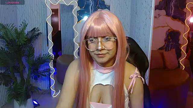 Tiiana tay online show from May 2026 03:11:02 AM
