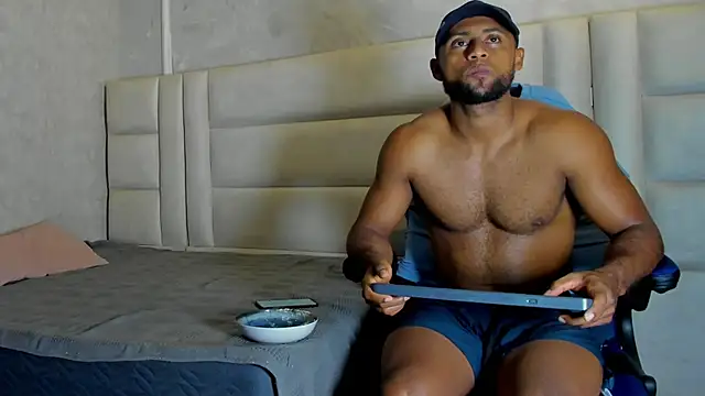 Snapshot of Dark_lennox chatting on March 2026 01:20:01 PM Dark lennox online show from March 2026 01:20:01 PM