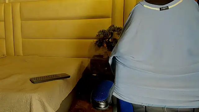 Snapshot of Dark_lennox chatting on April 2026 11:59:02 AM Dark lennox online show from April 2026 11:59:02 AM