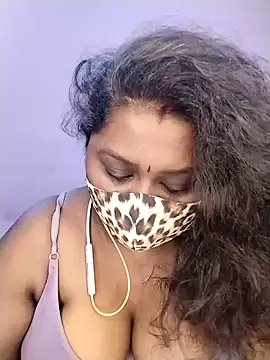 Snapshot of Tamil-Dhara chatting on May 2026 06:11:01 PM Tamil-Dhara online show from May 2026 06:11:01 PM