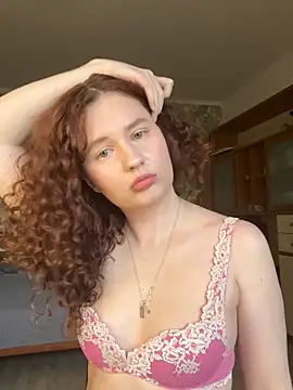 Snapshot of Anna_desire7 chatting on April 2026 12:52:01 PM Anna desire7 online show from April 2026 12:52:01 PM