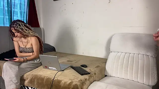 perceo and saddie online show from May 2026 08:09:01 PM