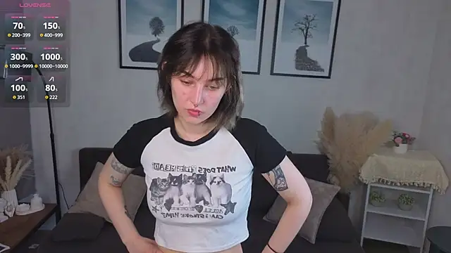 WavaMaddison online show from April 2026 01:34:01 AM