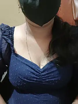 Latha lovely online show from May 2026 02:04:02 PM