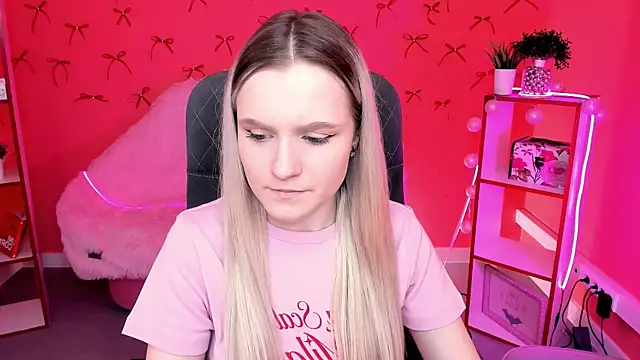 Snapshot of SherriButlers chatting on March 2026 09:22:01 AM SherriButlers online show from March 2026 09:22:01 AM