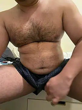 usemehowyoulike96 online show from April 2026 07:58:02 PM