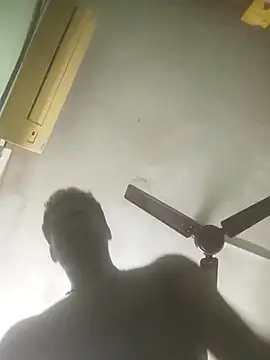 kkTarzan online show from April 2026 05:04:01 PM