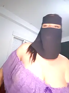 Big as-big online show from May 2026 08:02:01 PM