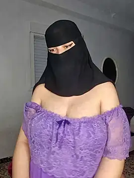 Big as-big online show from April 2026 07:37:01 PM