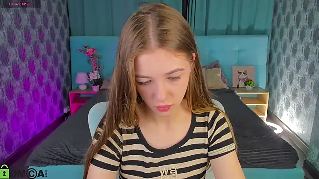 Snapshot of Miss_Shanel chatting on May 2026 12:58:01 AM Miss Shanel online show from May 2026 12:58:01 AM