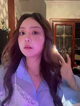 thelittlexx online show from April 2026 10:32:02 AM