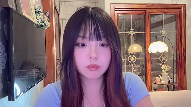 thelittlexx online show from April 2026 12:40:02 PM