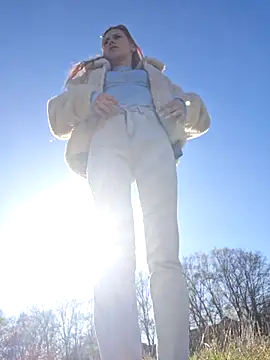 SlimBellaOfficial online show from April 2026 03:07:01 PM