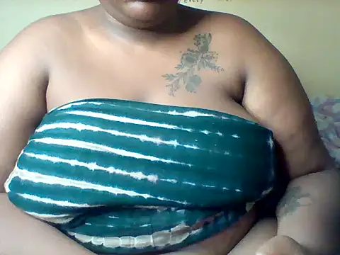 Snapshot of bunny_jay chatting on April 2026 07:05:02 PM bunny jay online show from April 2026 07:05:02 PM