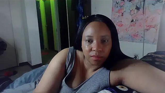 Fetishjoiqueen online show from April 2026 12:56:02 AM