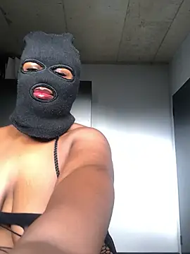 HornyMysteryx online show from May 2026 06:50:01 AM