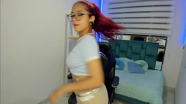 Sara Red X online show from April 2026 03:13:01 AM