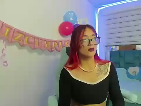 Sara Red X online show from April 2026 05:13:01 AM