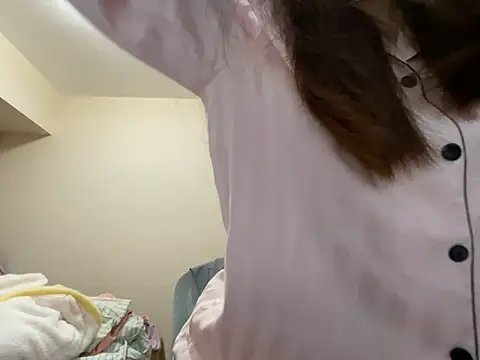 Snapshot of tutu512 chatting on April 2026 12:23:01 PM tutu512 online show from April 2026 12:23:01 PM