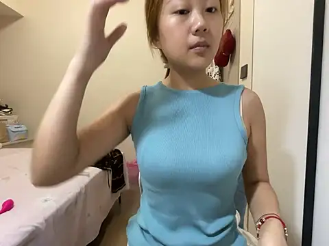 tutu512 online show from May 2026 12:01:02 PM