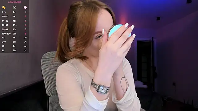 BunnyShinex online show from April 2026 04:11:02 PM