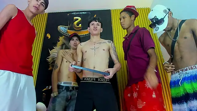 Snapshot of Gang_Members_xxx chatting on April 2026 03:46:02 AM Gang Members xxx online show from April 2026 03:46:02 AM