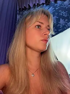 Snapshot of NinaVerse chatting on July 2026 12:13:02 AM NinaVerse online show from July 2026 12:13:02 AM
