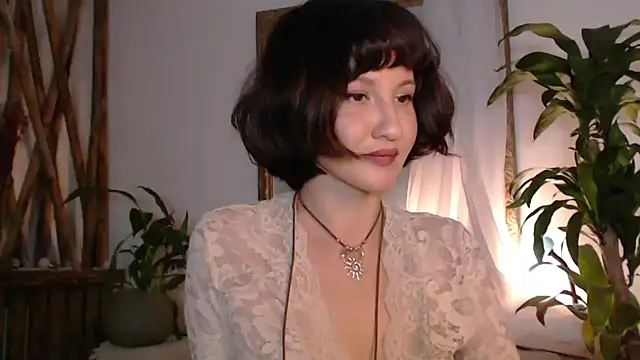 Snapshot of wanderwhitch chatting on July 2026 12:00:01 AM wanderwhitch online show from July 2026 12:00:01 AM