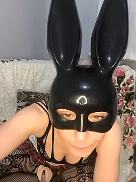 Pisicik 2 online show from March 2026 05:58:01 PM